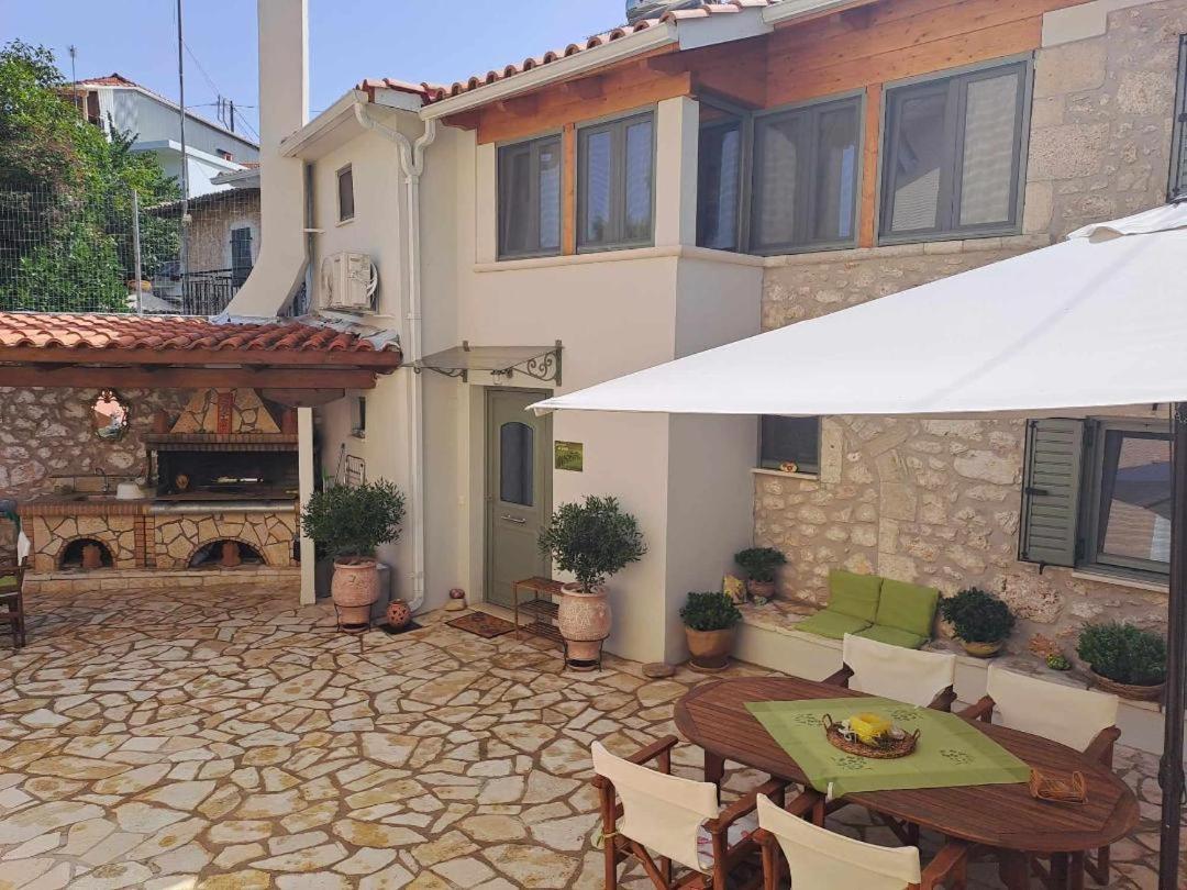 La Casa Di Bella A Tradional Stone House With Barbecue Villa Kariá Екстериор снимка