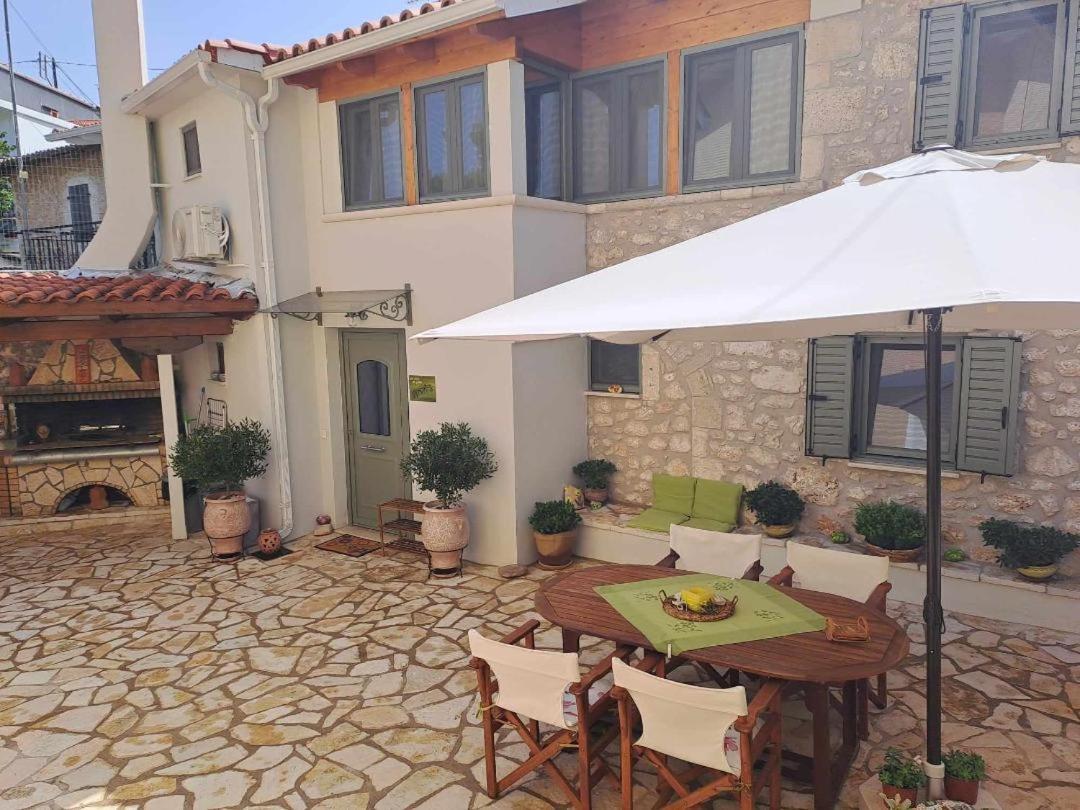 La Casa Di Bella A Tradional Stone House With Barbecue Villa Kariá Екстериор снимка