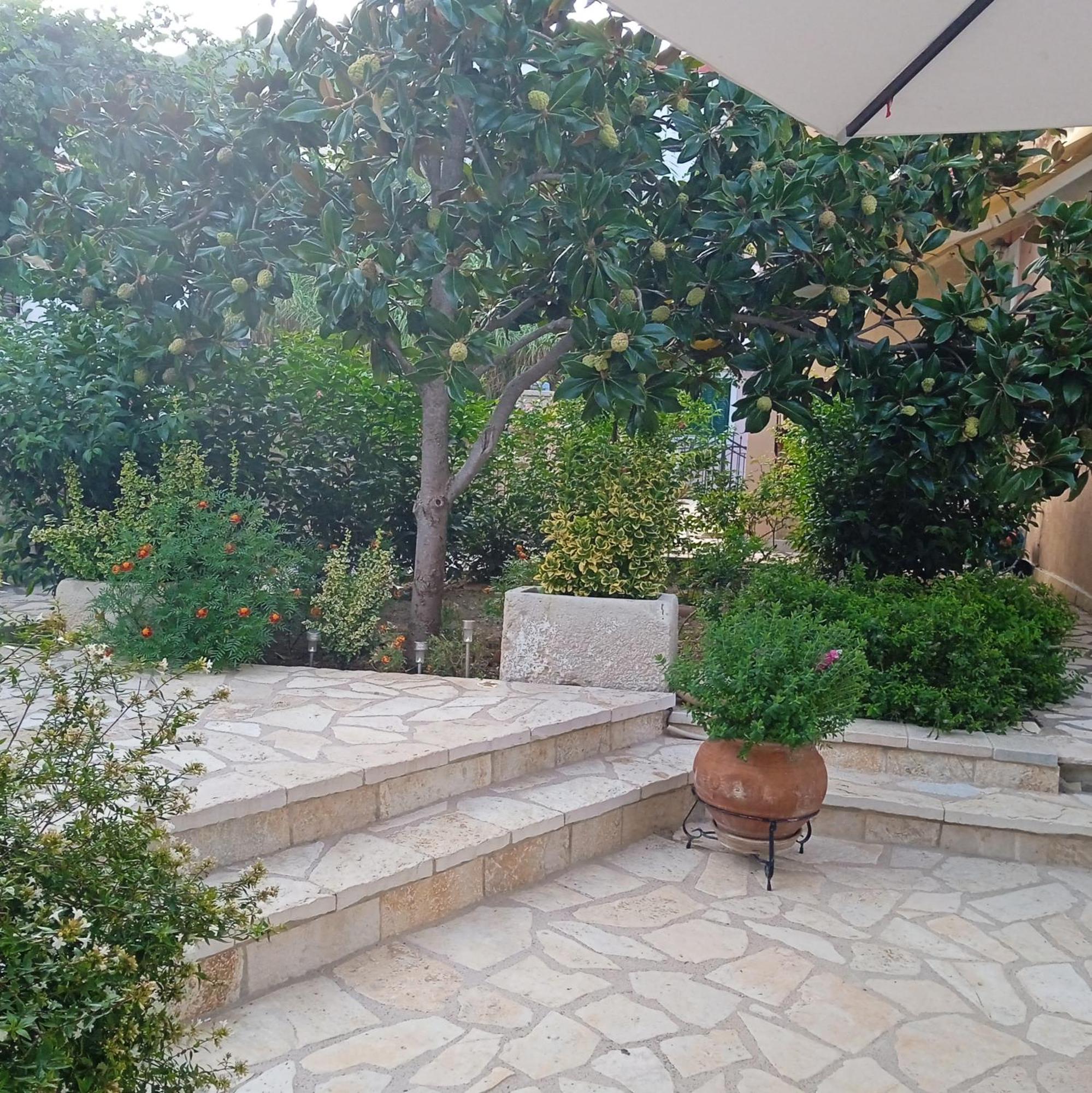 La Casa Di Bella A Tradional Stone House With Barbecue Villa Kariá Екстериор снимка