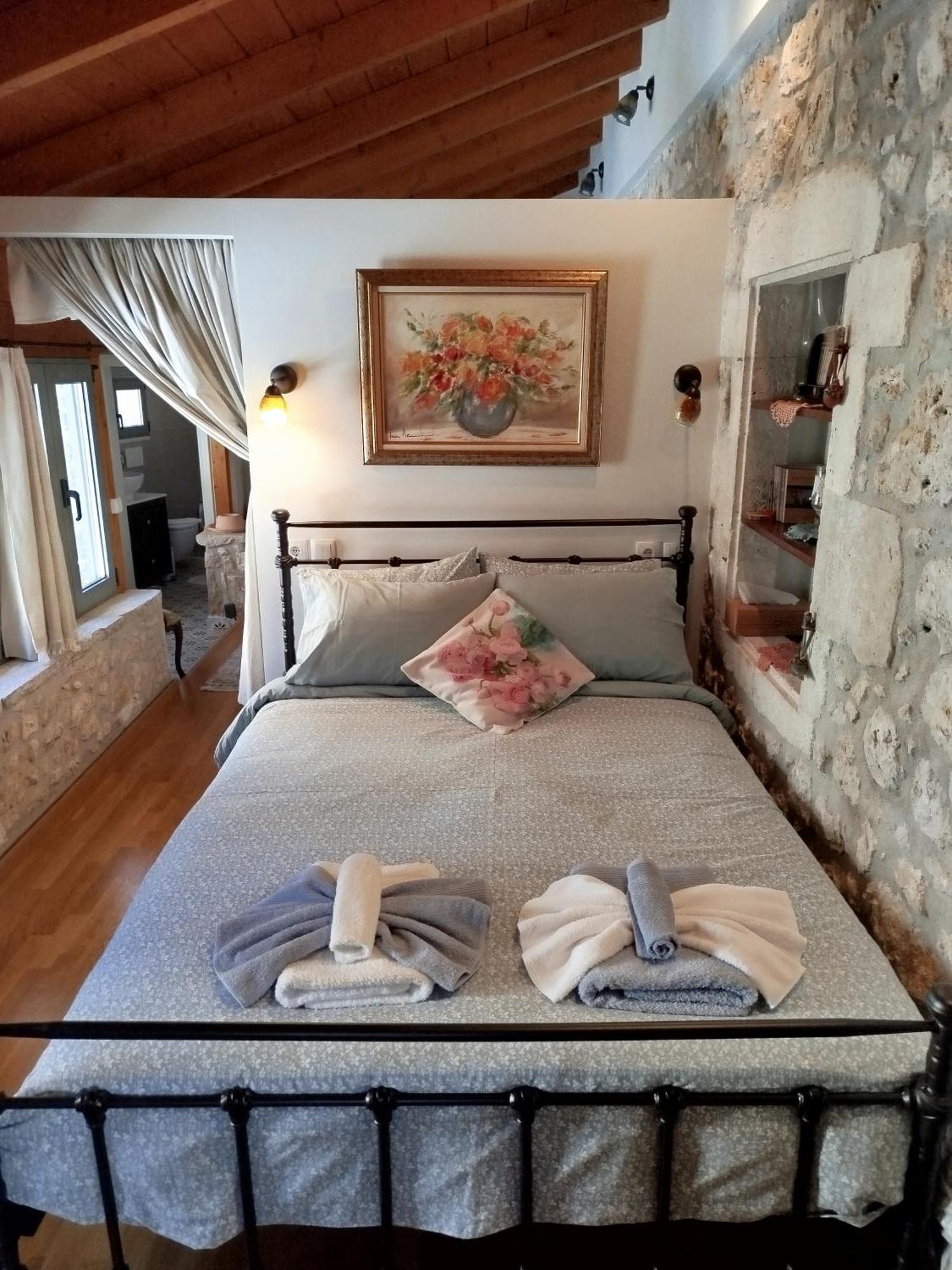 La Casa Di Bella A Tradional Stone House With Barbecue Villa Kariá Екстериор снимка